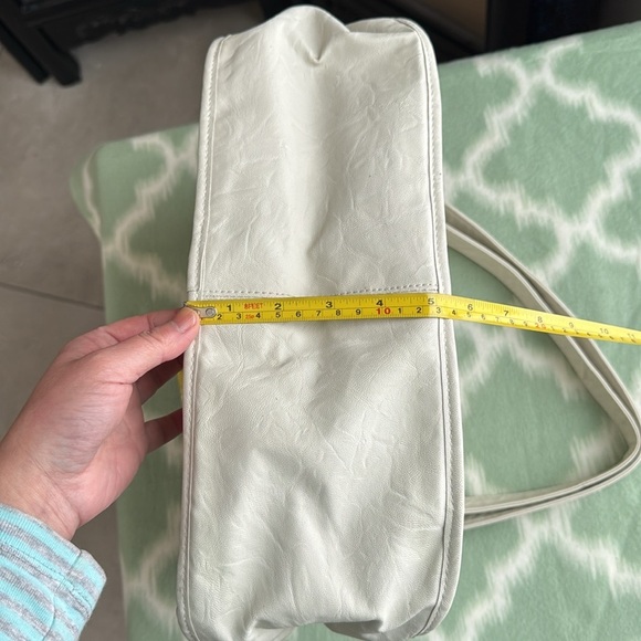 NWT Rosetti cream color handbag convertible strap to crossbody - Picture 10 of 12